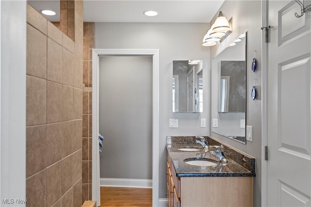 Port Clinton, Ohio, 43452, United States, 2 Bedrooms Bedrooms, ,2 BathroomsBathrooms,Residential,For Sale,2011320