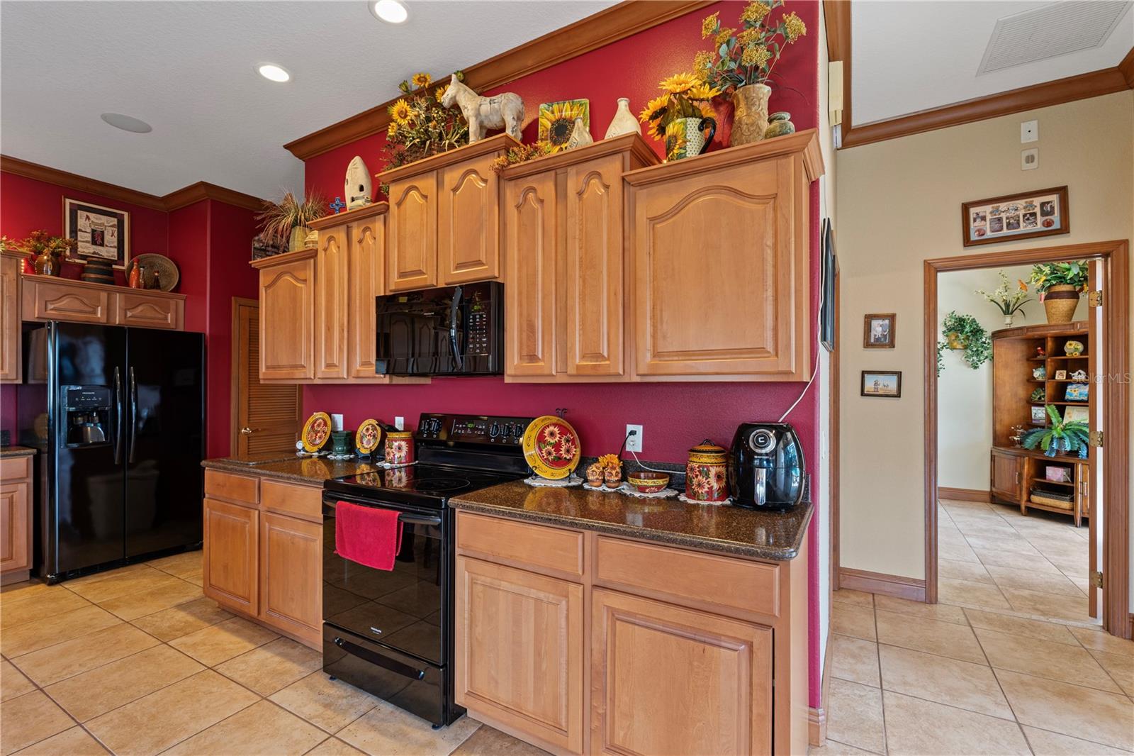 WILDWOOD, Florida, 34785, United States, 3 Bedrooms Bedrooms, ,3 BathroomsBathrooms,Residential,For Sale,1804023