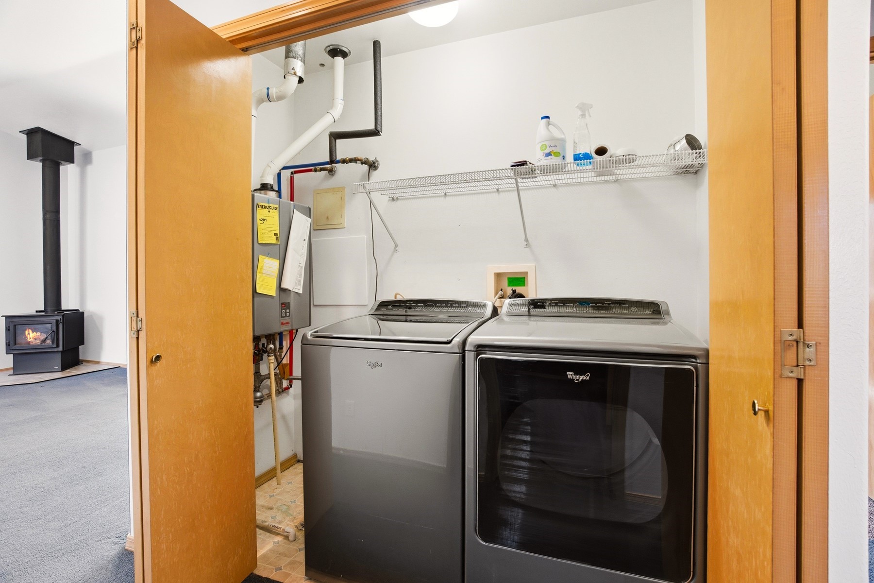  Single-Level Living with Key Updates - 物件實景