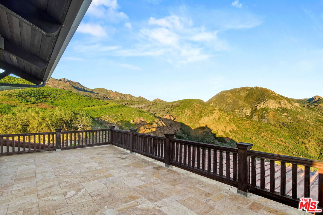 Malibu, California, 90265, United States, 3 Bedrooms Bedrooms, ,5 BathroomsBathrooms,Residential,For Sale,1760358