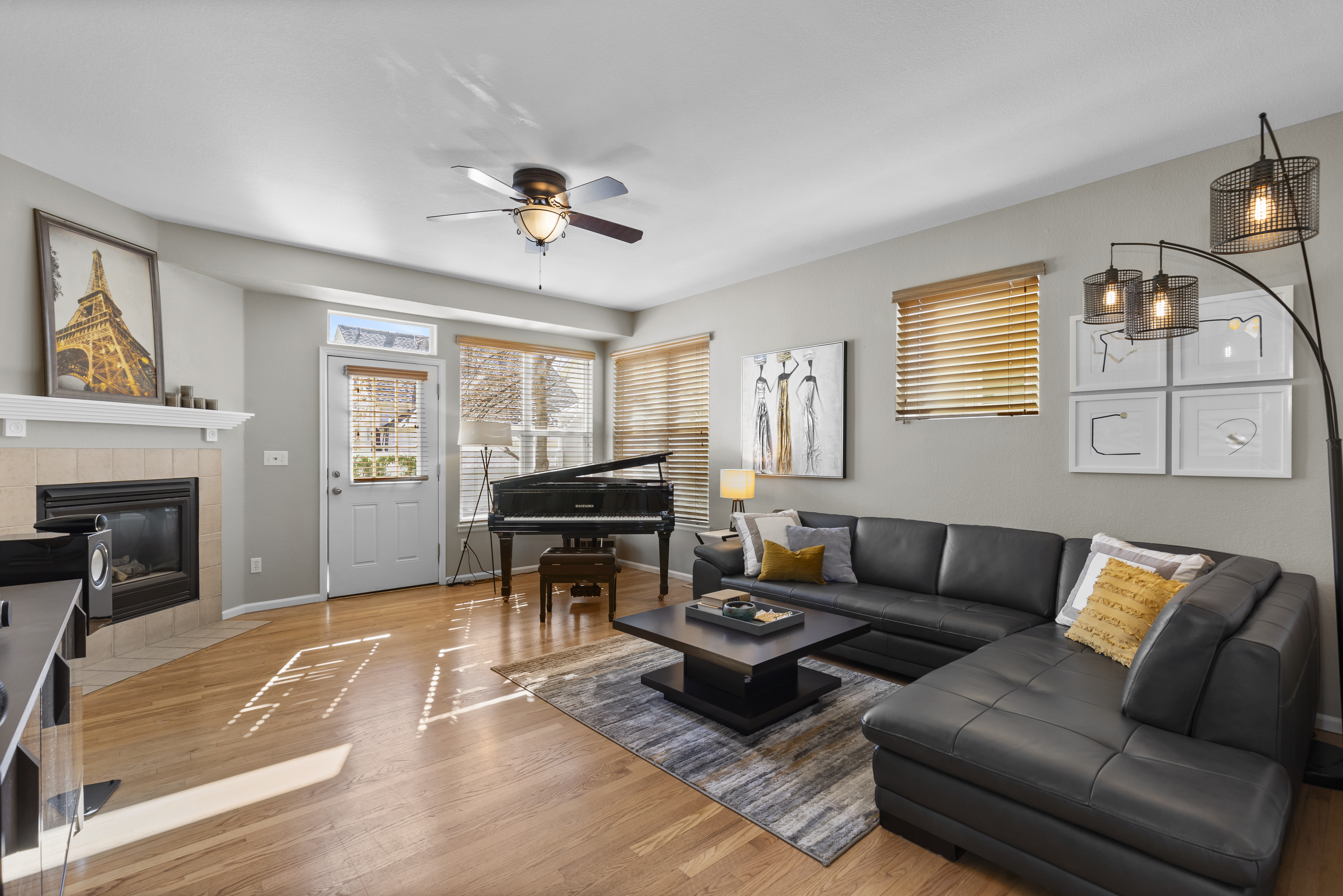  PRIME LOWRY LOCATION  UPDATED & METICULOUSLY MAINTAINED - 物件實景