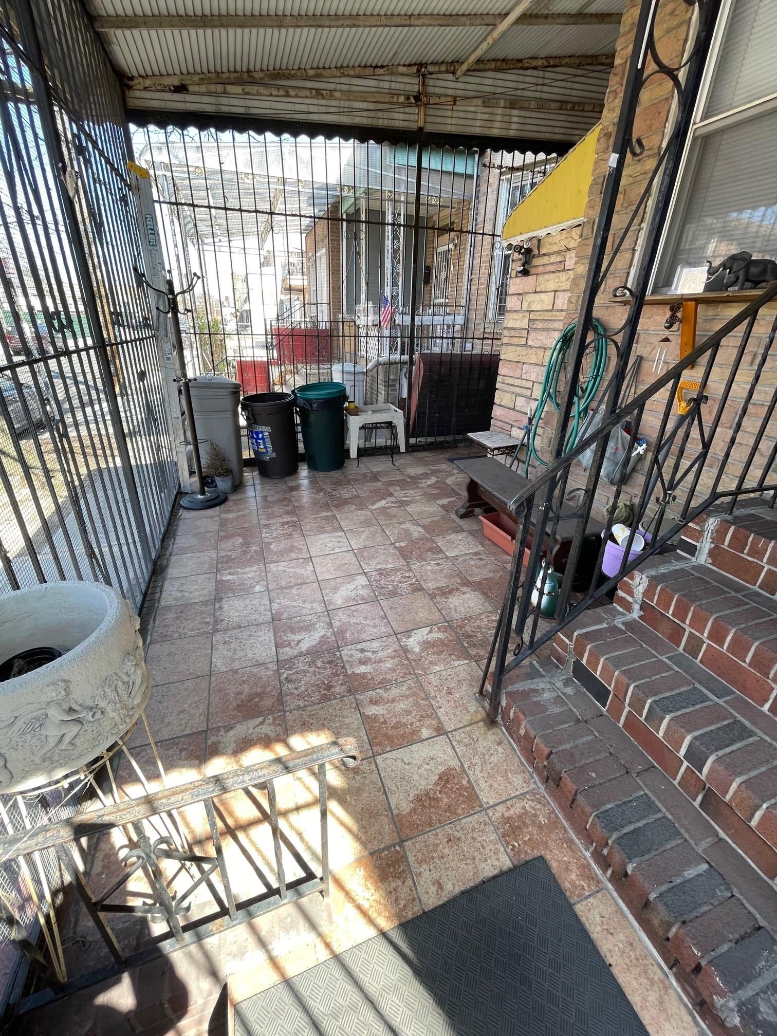 Brooklyn, New York, 11208, United States, 3 Bedrooms Bedrooms, ,3 BathroomsBathrooms,Residential,For Sale,1920329