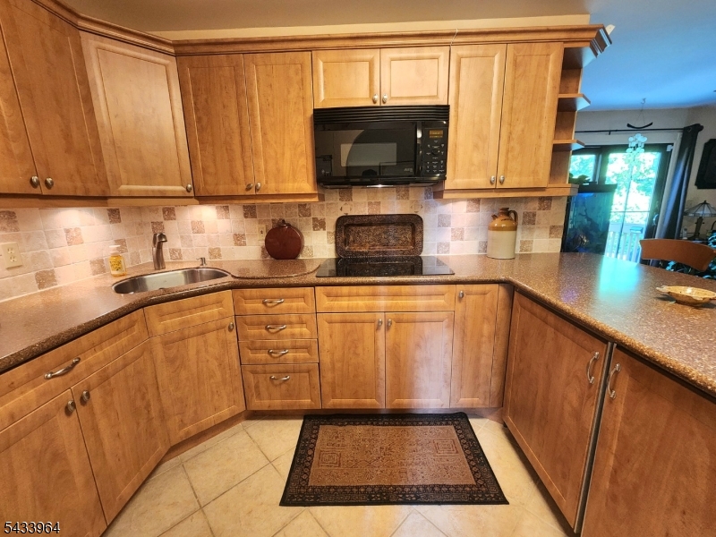 Montville Twp., New Jersey, 07082-1432, United States, 5 Bedrooms Bedrooms, ,3 BathroomsBathrooms,Residential,For Sale,2048009