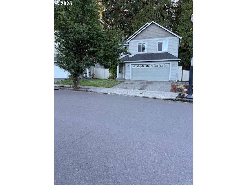 Ridgefield, Washington, 98642, United States, 4 Bedrooms Bedrooms, ,2 BathroomsBathrooms,Residential,For Sale,1965186