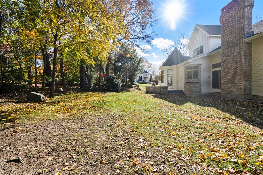 Cranston, Rhode Island, 02920, United States, 3 Bedrooms Bedrooms, ,4 BathroomsBathrooms,Residential,For Sale,1993261