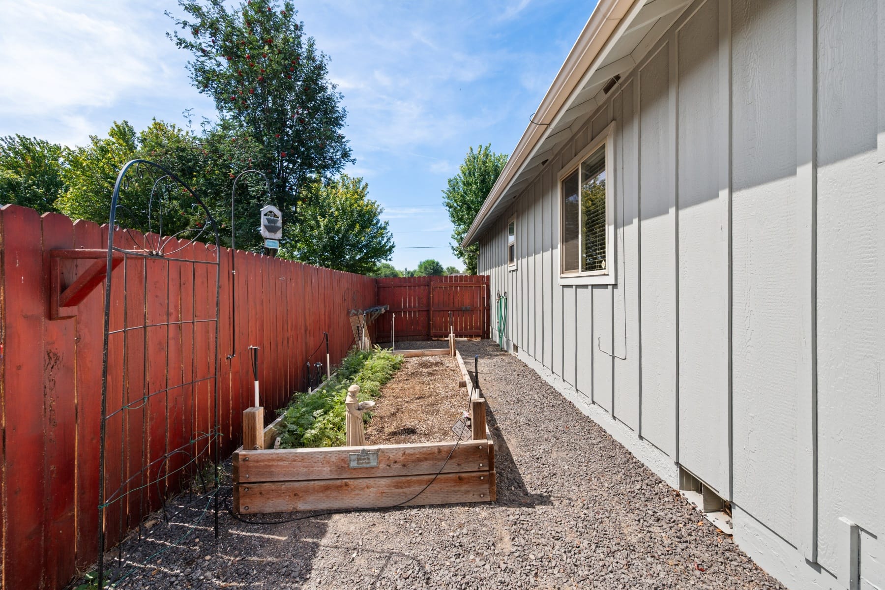  2330 NW 10th Street Redmond, OR 97756 - 物件實景