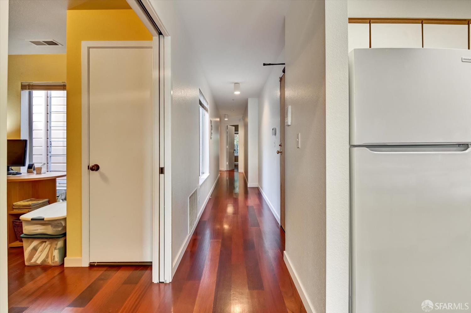 San Francisco, California, 94124, United States, 3 Bedrooms Bedrooms, ,2 BathroomsBathrooms,Residential,For Sale,1997310