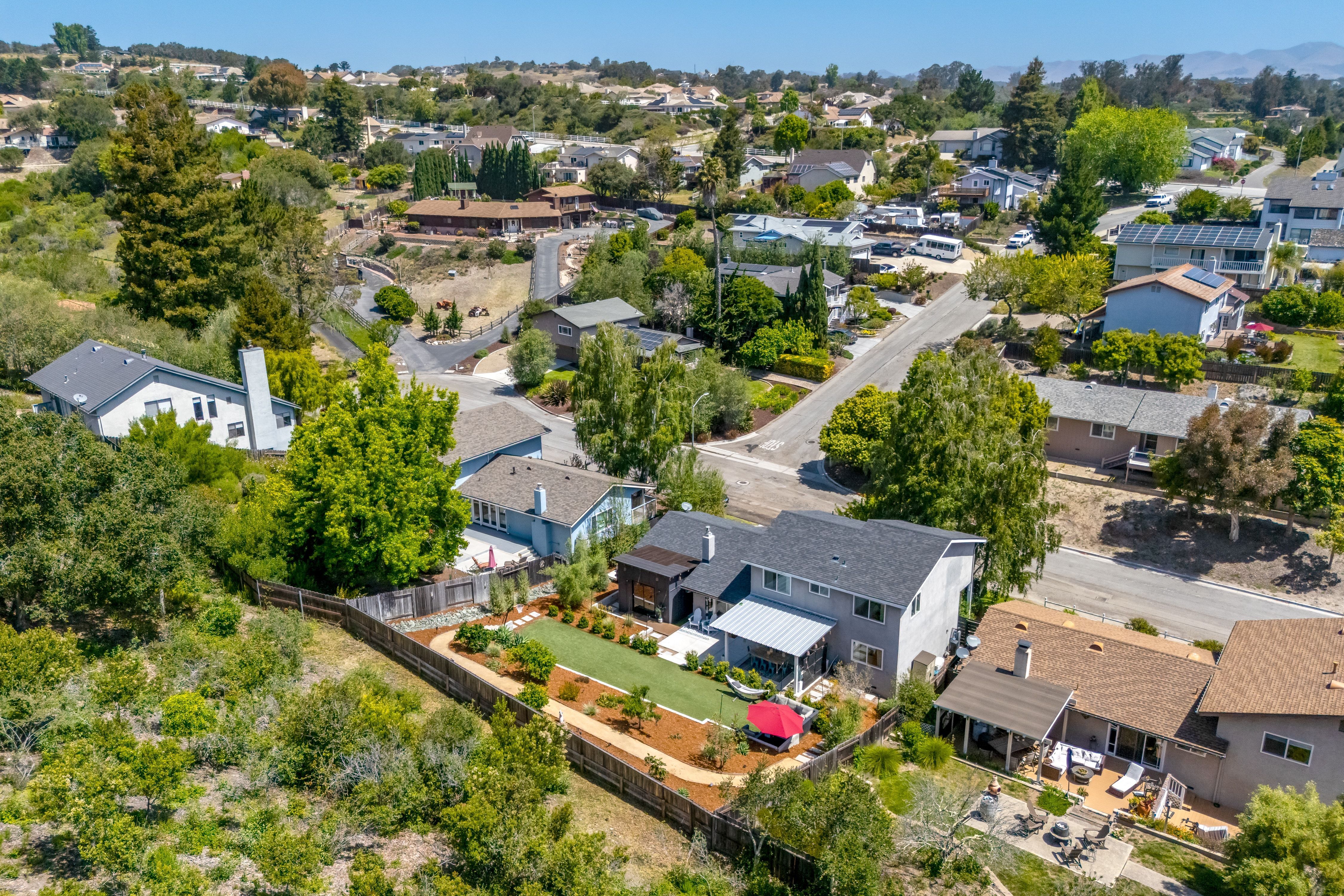  California Coastal Living Meets Modern Farmhouse Design - 物件實景