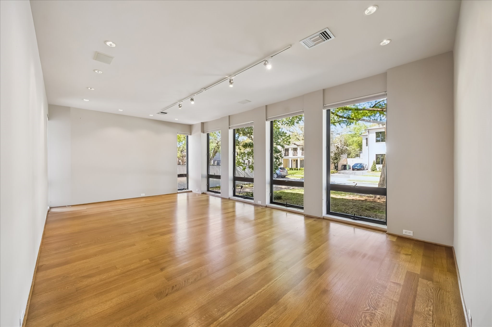  3635 Overbrook Lane - 物件實景