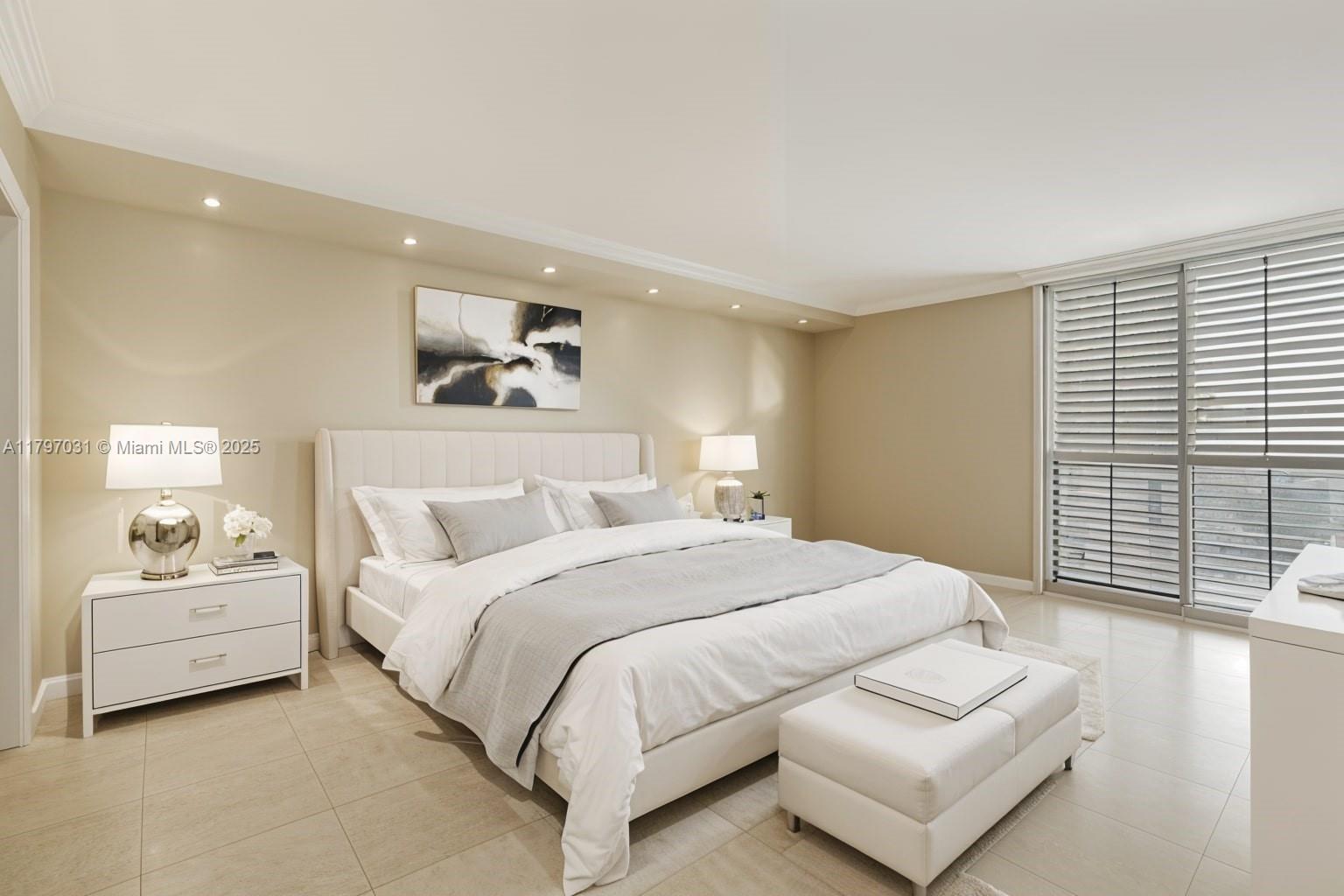 Aventura, Florida, 33180, United States, 4 Bedrooms Bedrooms, ,5 BathroomsBathrooms,Residential,For Sale,1796989