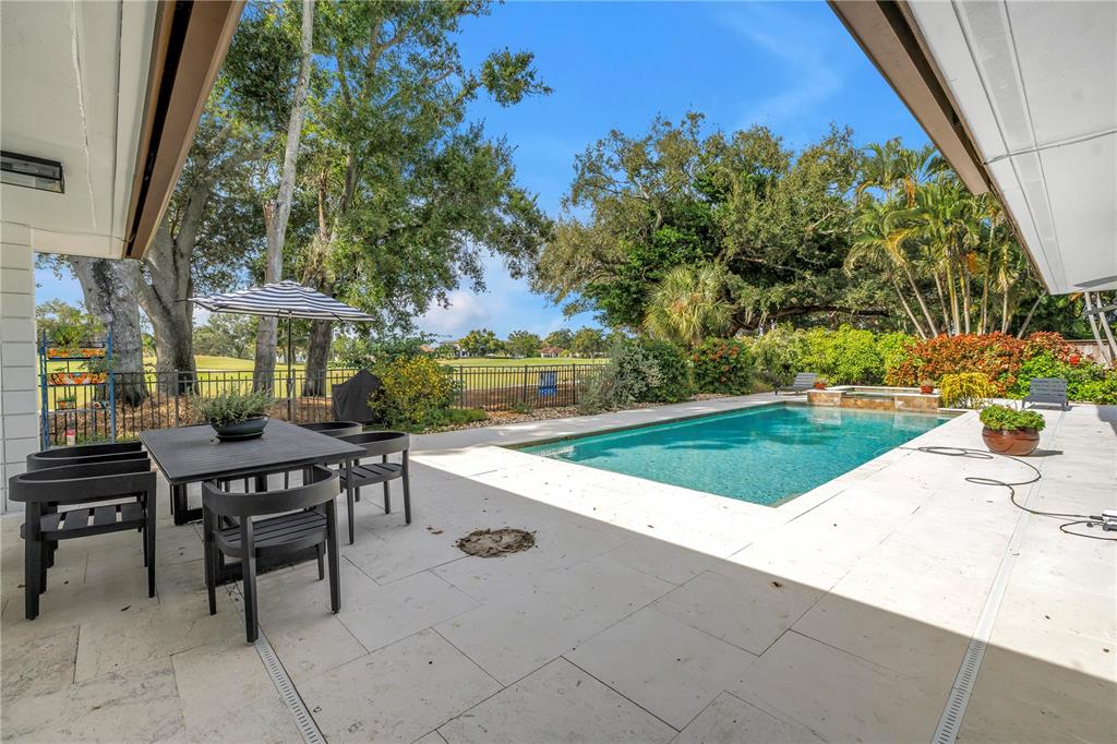 St Petersburg, Florida, 33704, United States, 4 Bedrooms Bedrooms, ,4 BathroomsBathrooms,Residential,For Sale,1991901