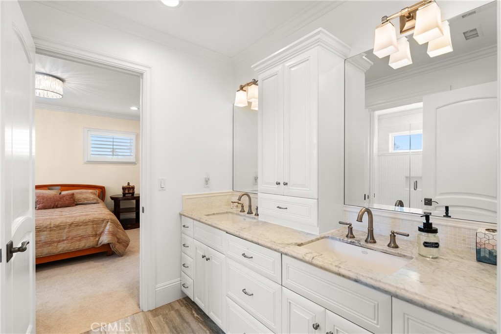 Newport Beach, California, 92660, United States, 5 Bedrooms Bedrooms, ,3 BathroomsBathrooms,Residential,For Sale,1846689