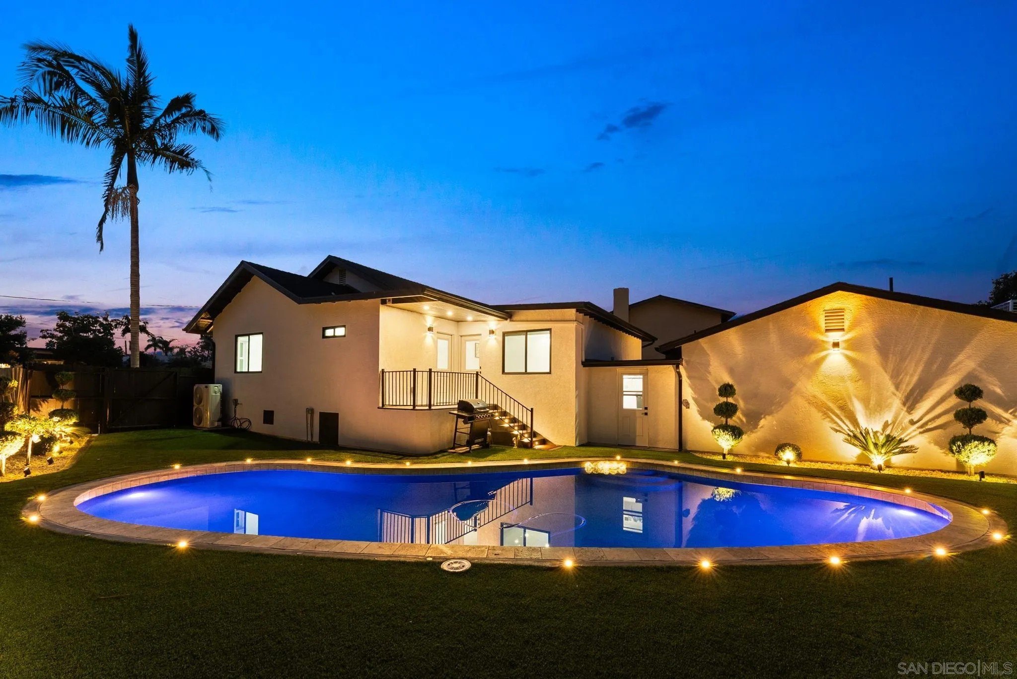 Mountain View Dr, San Diego, CA 92116