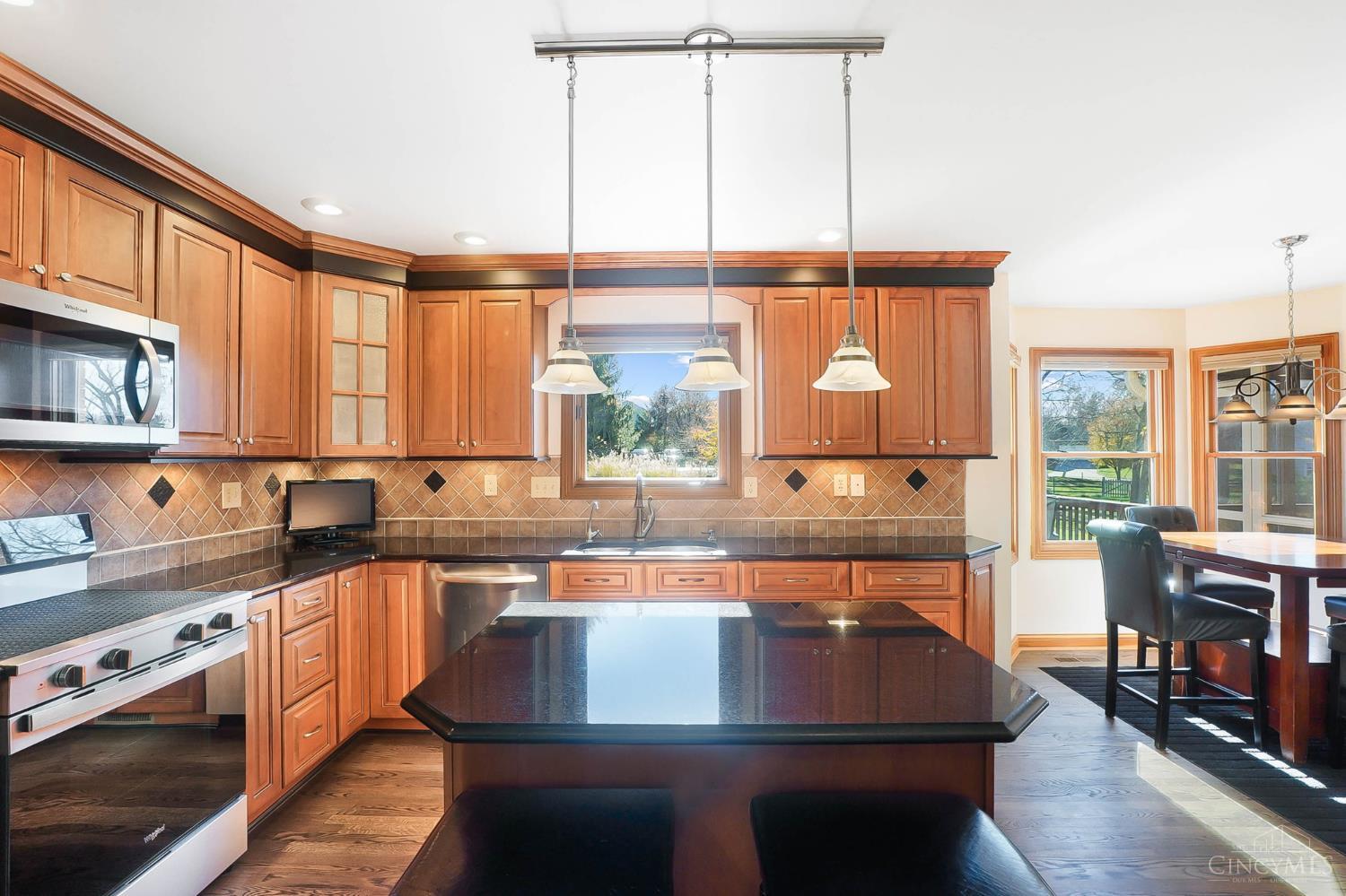 Hamilton, Ohio, 45013, United States, 4 Bedrooms Bedrooms, ,4 BathroomsBathrooms,Residential,For Sale,2000697