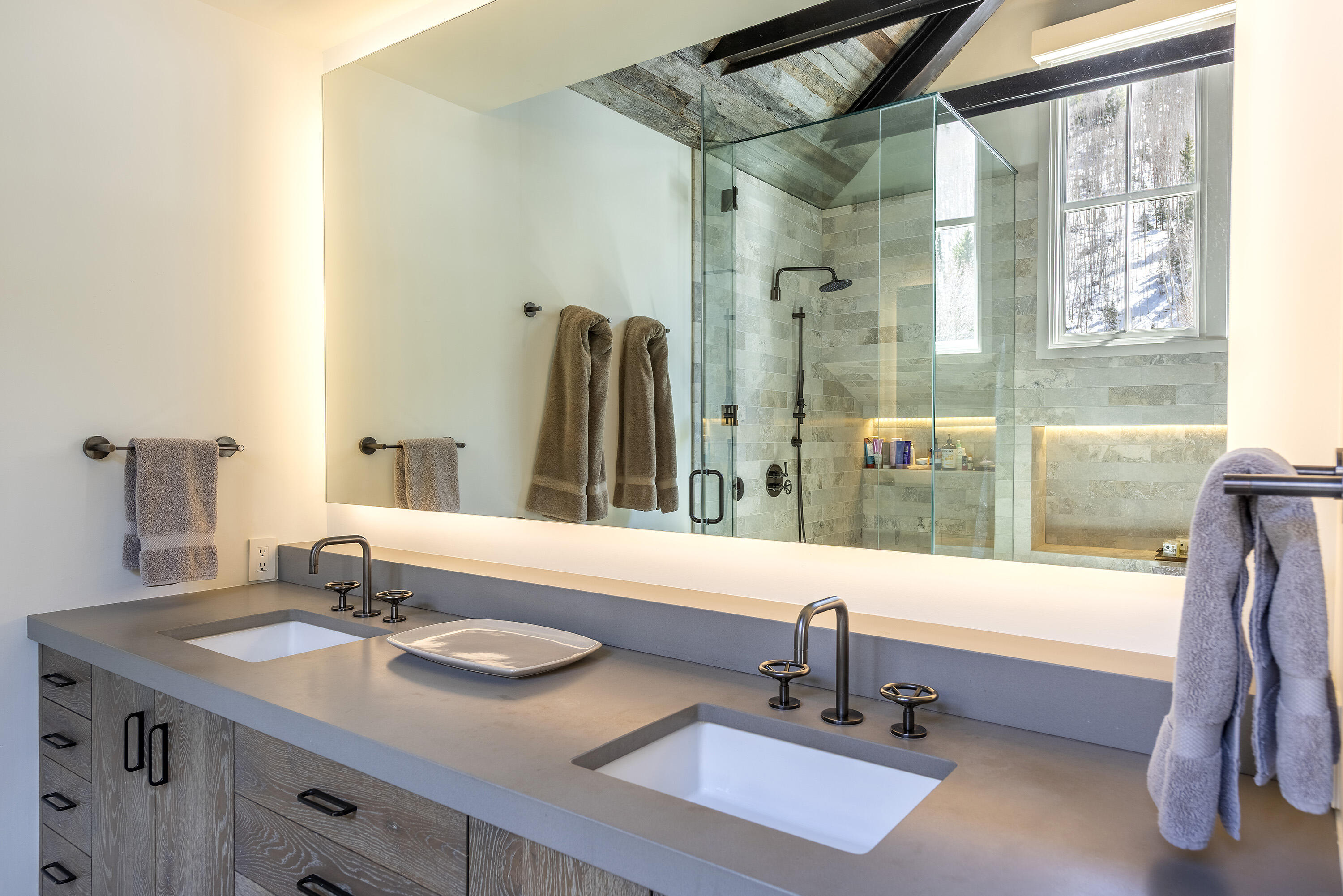 Telluride, Colorado, 81435, United States, 5 Bedrooms Bedrooms, ,6 BathroomsBathrooms,Residential,For Sale,1759279