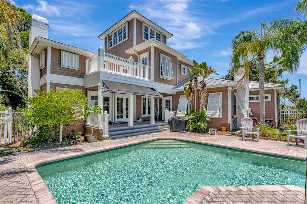 Tarpon Springs, Florida, 34689, United States, 3 Bedrooms Bedrooms, ,3 BathroomsBathrooms,Residential,For Sale,1947969