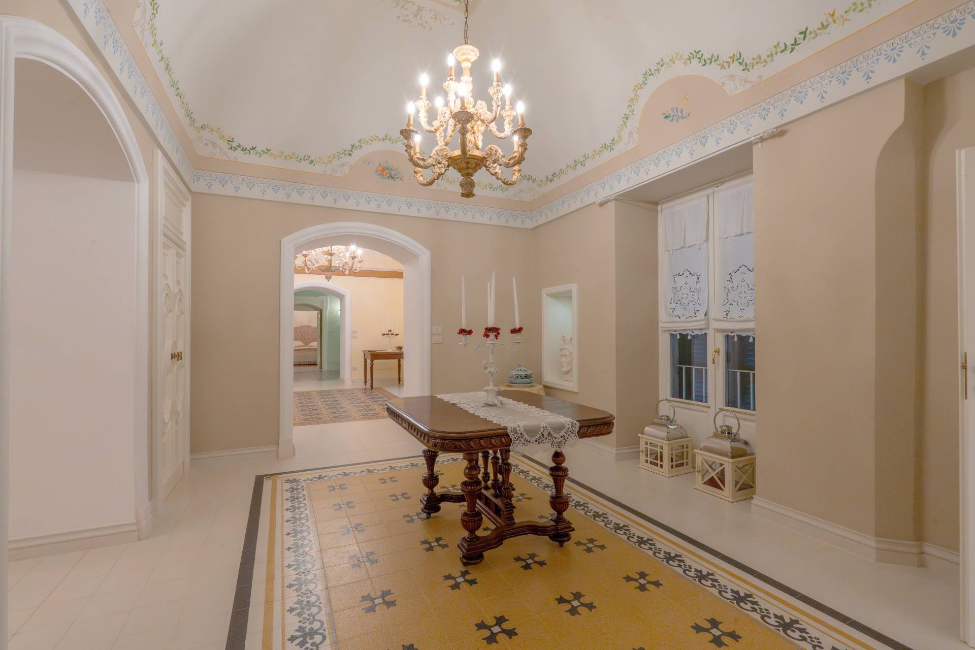 Martina Franca, Taranto, 74015, IT, 9 Bedrooms Bedrooms, ,12 BathroomsBathrooms,Residential,For Sale,1947823