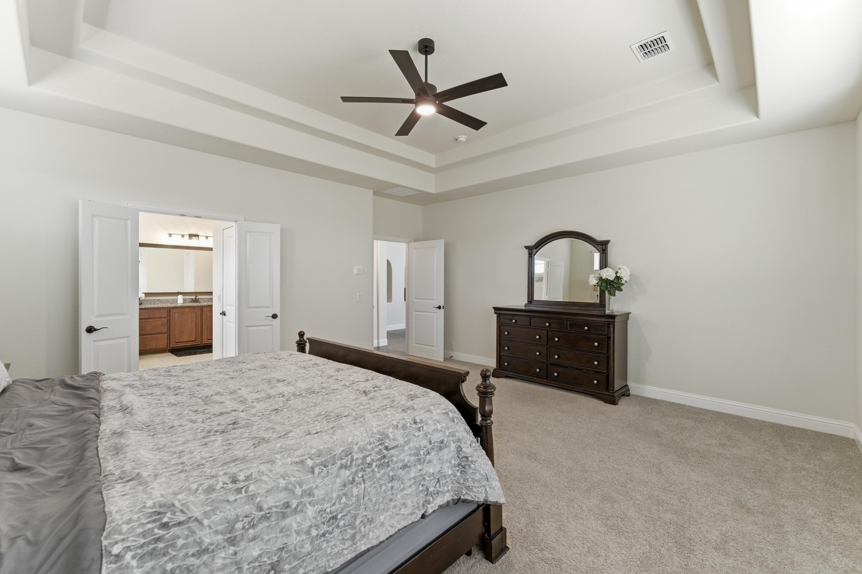  12504 Panther Creek Drive, Godley, TX, 76044 - 物件實景