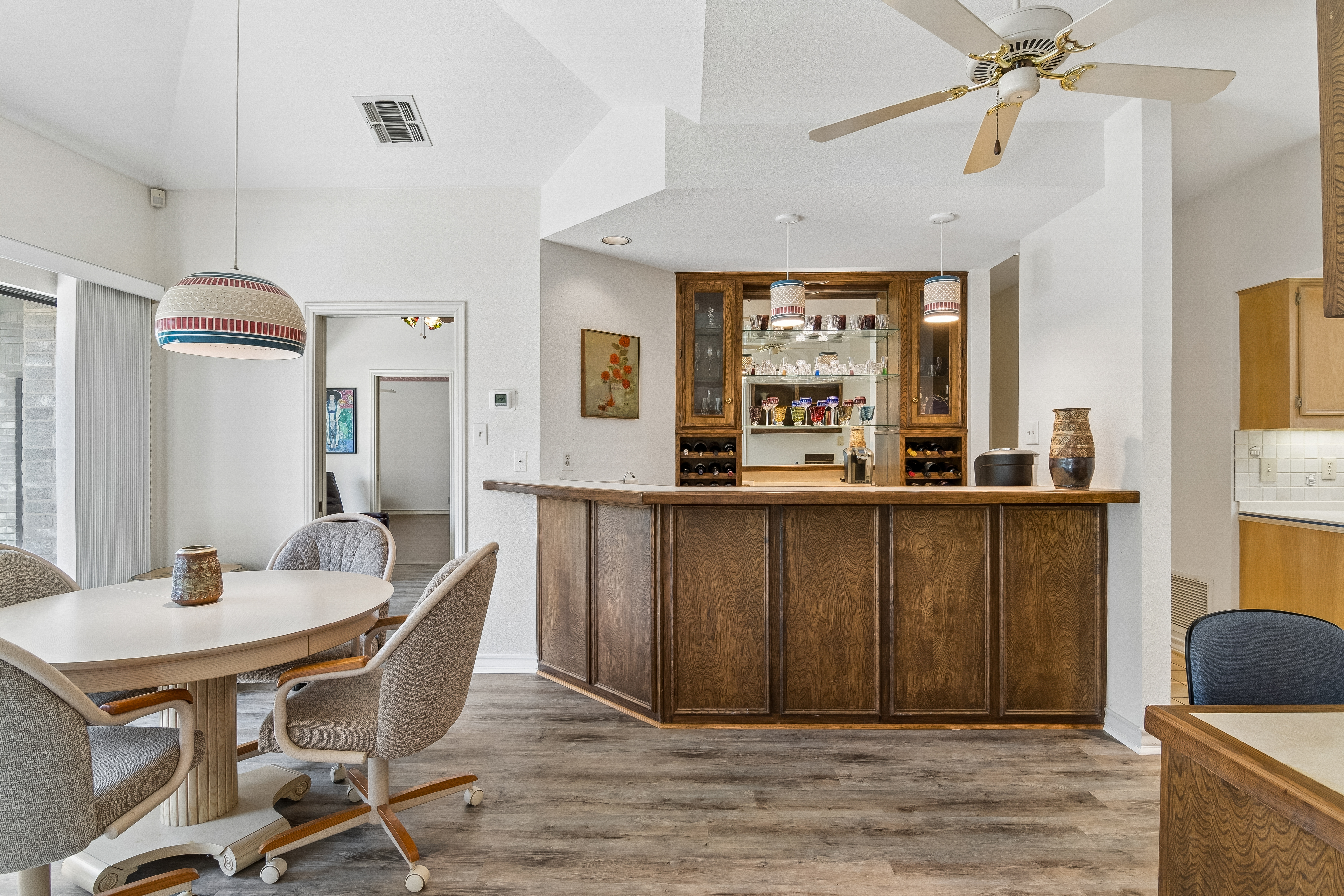  Custom Garden Home in Desirable Windcrest - 物件實景