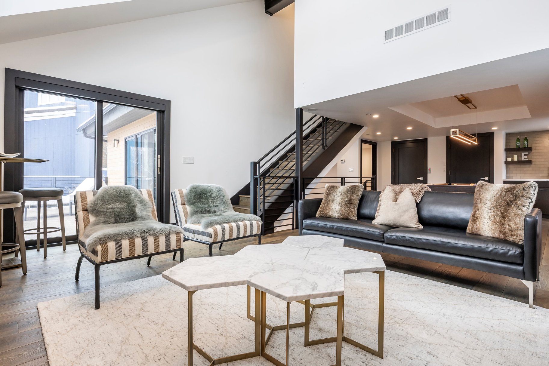  Luxury 5-Bedroom Old Town Home steps from Quit ’N Time Run - 物件實景