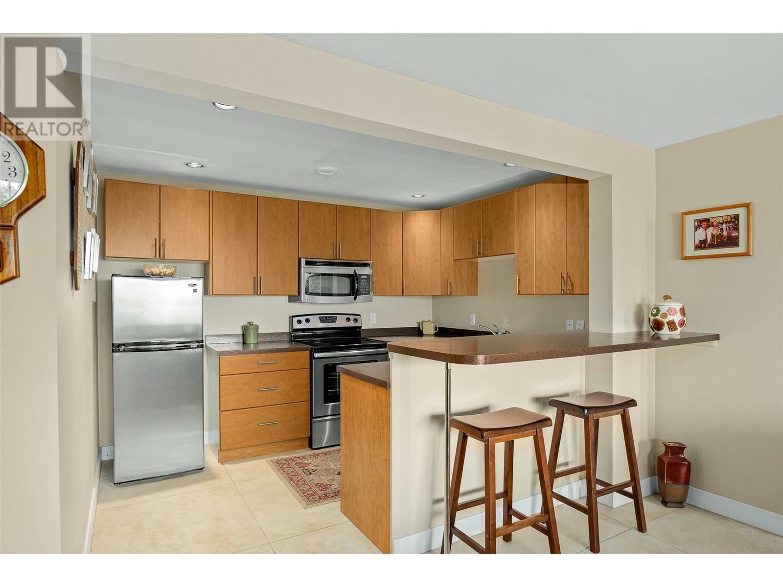 LAKE COUNTRY, British Columbia, V4V 1B3, CA, 5 Bedrooms Bedrooms, ,4 BathroomsBathrooms,Residential,For Sale,1838112