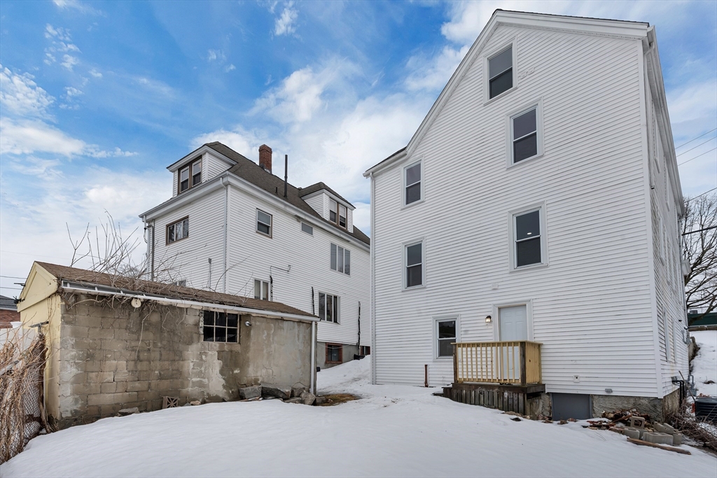 Dedham, Massachusetts, 02026, United States, 3 Bedrooms Bedrooms, ,2 BathroomsBathrooms,Residential,For Sale,2040275