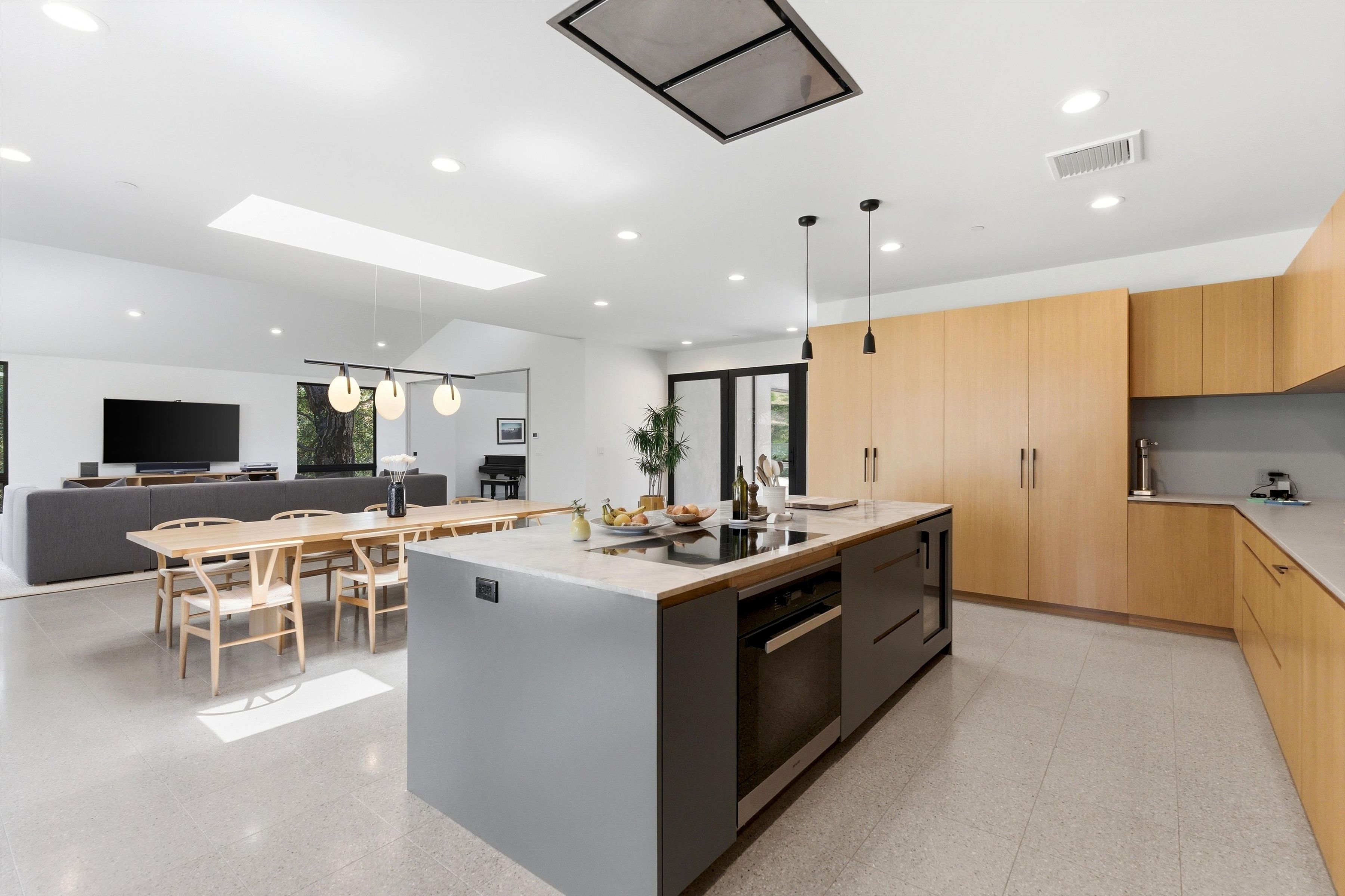  3860 Madison Rd - 物件實景
