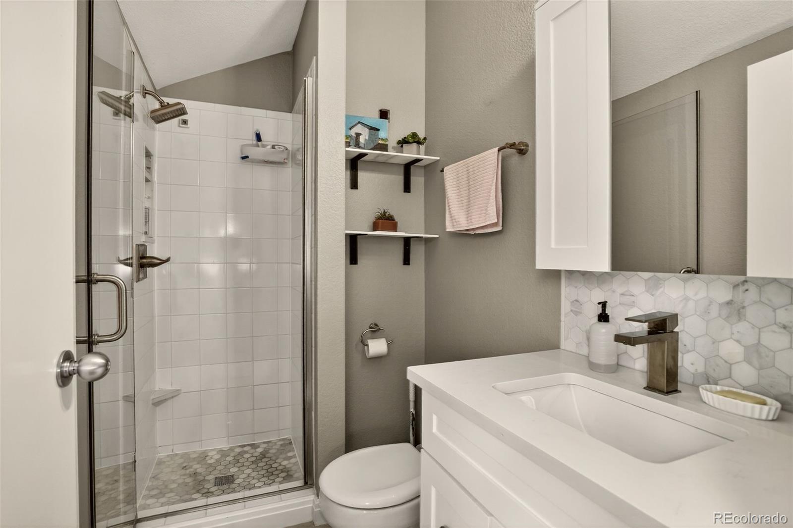 Denver, Colorado, 80218, United States, 2 Bedrooms Bedrooms, ,1 BathroomBathrooms,Residential,For Sale,1992053