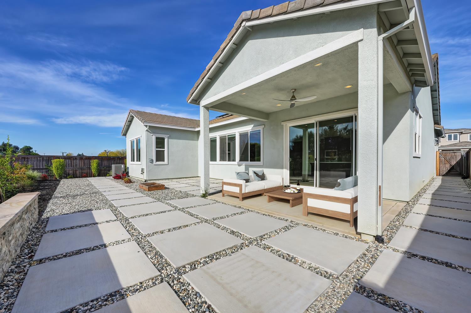 Roseville, California, 95747, United States, 4 Bedrooms Bedrooms, ,4 BathroomsBathrooms,Residential,For Sale,1992933