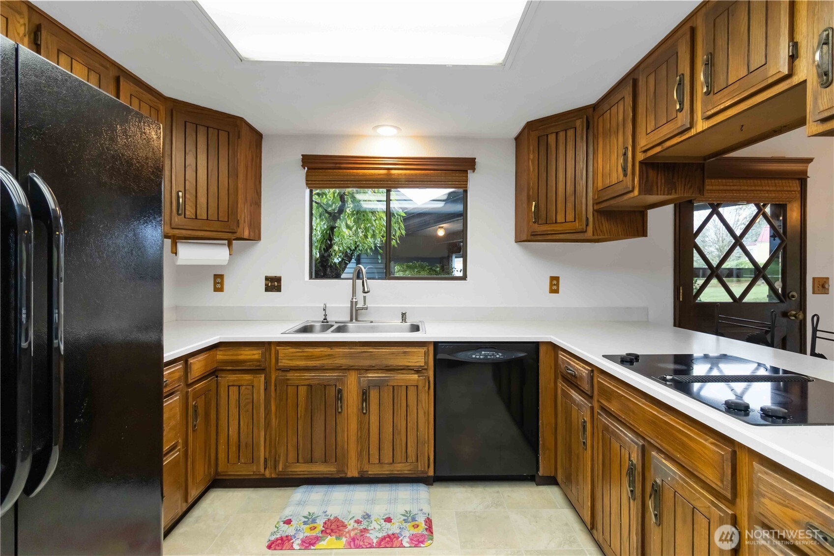 Longview, Washington, 98632, United States, 4 Bedrooms Bedrooms, ,2 BathroomsBathrooms,Residential,For Sale,1986535