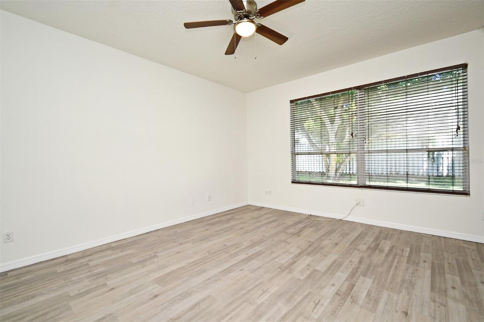 ORLANDO, Florida, 32836, United States, 4 Bedrooms Bedrooms, ,2 BathroomsBathrooms,Residential,For Sale,1922100