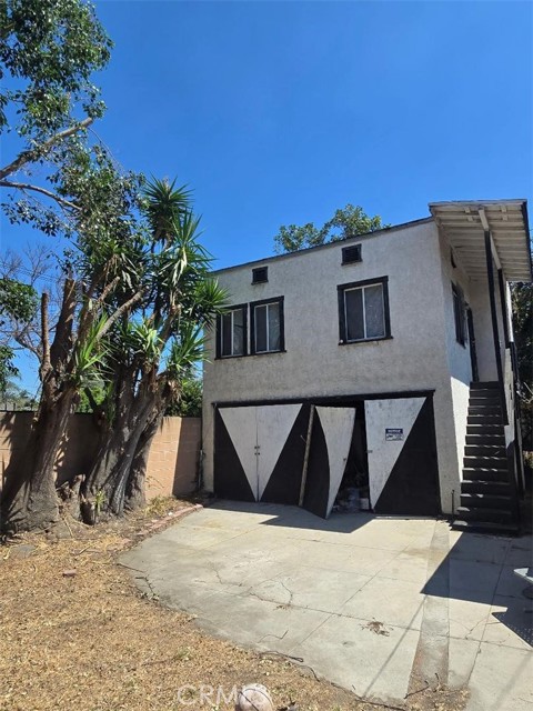 Los Angeles, California, 90062, United States, 4 Bedrooms Bedrooms, ,Residential,For Sale,1942774