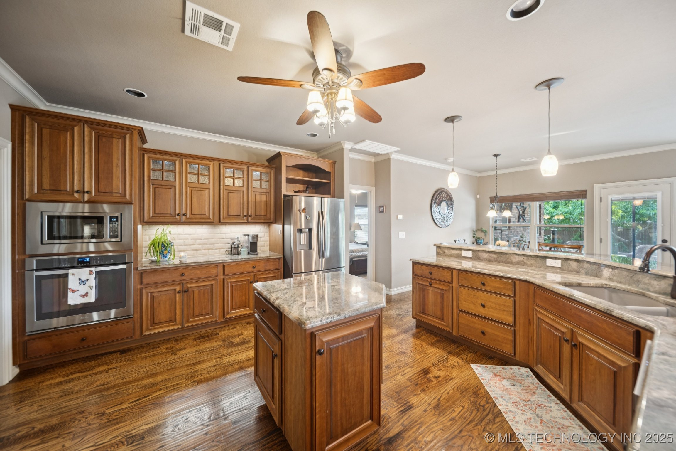 Bixby, Oklahoma, 74008, United States, 4 Bedrooms Bedrooms, ,4 BathroomsBathrooms,Residential,For Sale,1911638