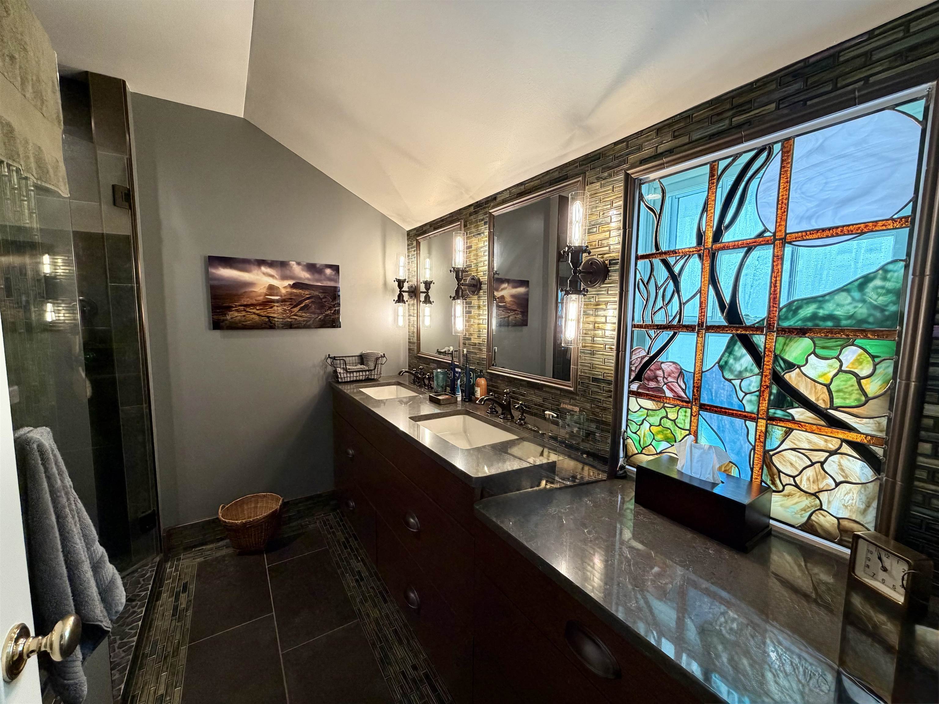 Janesville, Wisconsin, 53545, United States, 4 Bedrooms Bedrooms, ,3 BathroomsBathrooms,Residential,For Sale,2006232