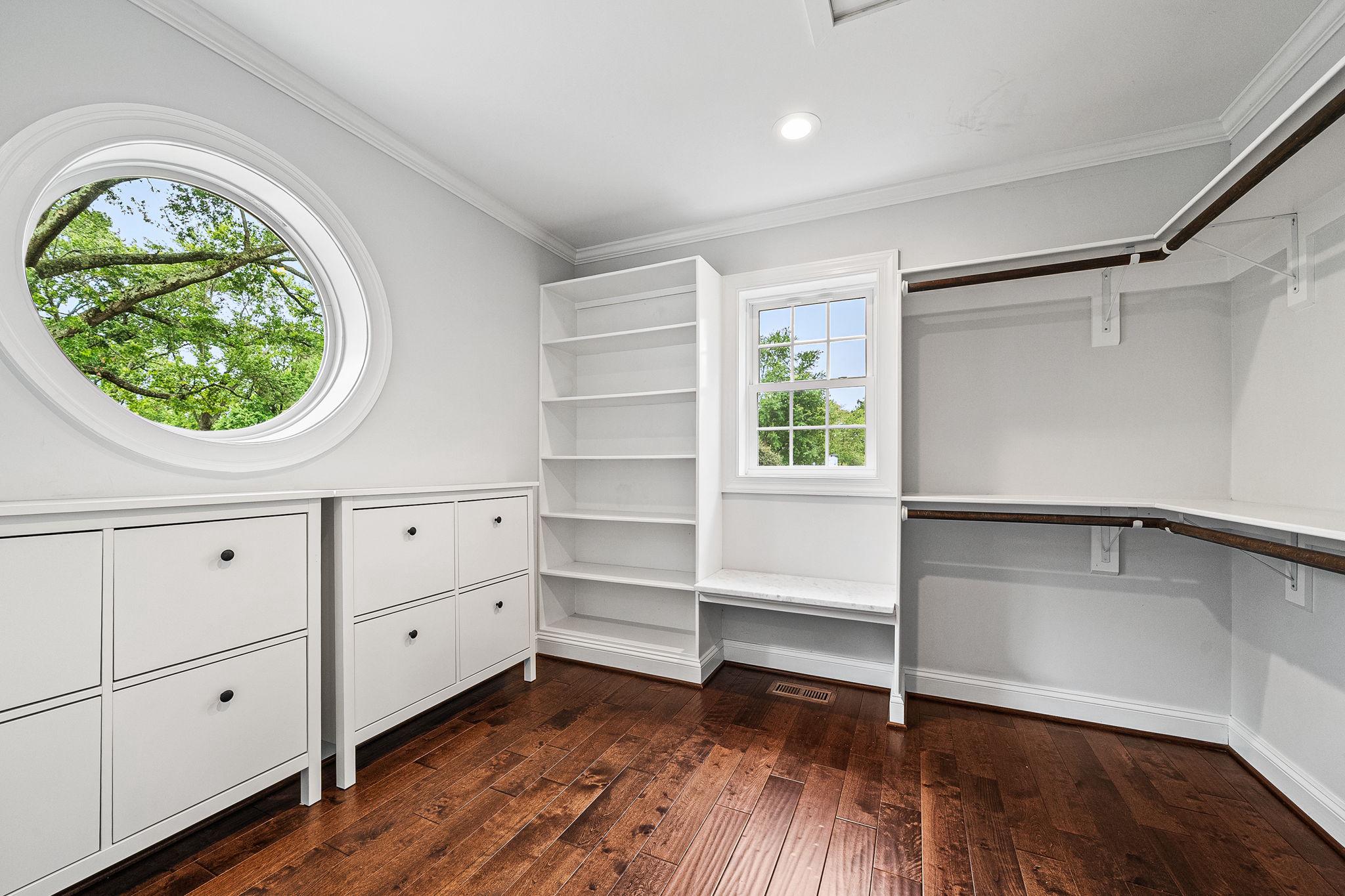  2010 Clark Place, Alexandria, VA, 22308 - 物件實景