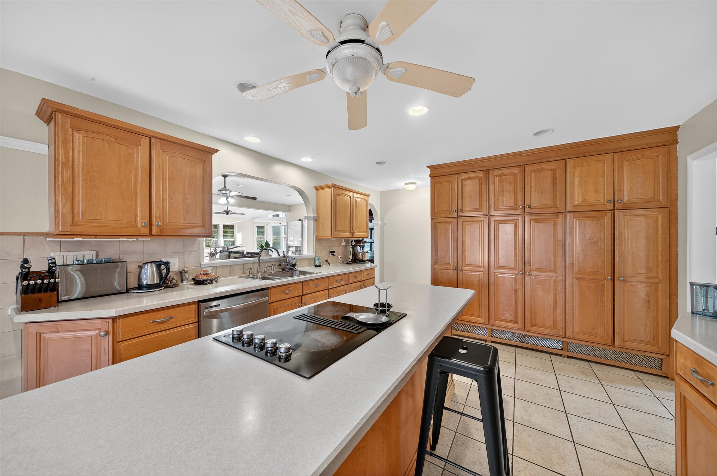 Monroe, New York, 10950, United States, 5 Bedrooms Bedrooms, ,4 BathroomsBathrooms,Residential,For Sale,2000066