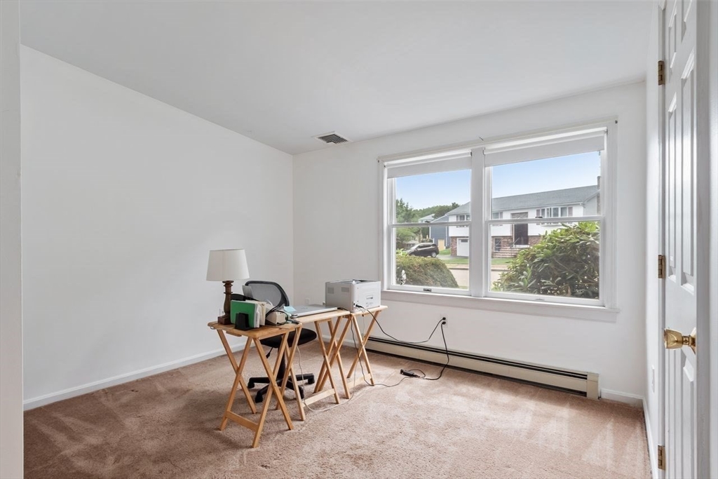 Peabody, Massachusetts, 01960, United States, 5 Bedrooms Bedrooms, ,4 BathroomsBathrooms,Residential,For Sale,1913730