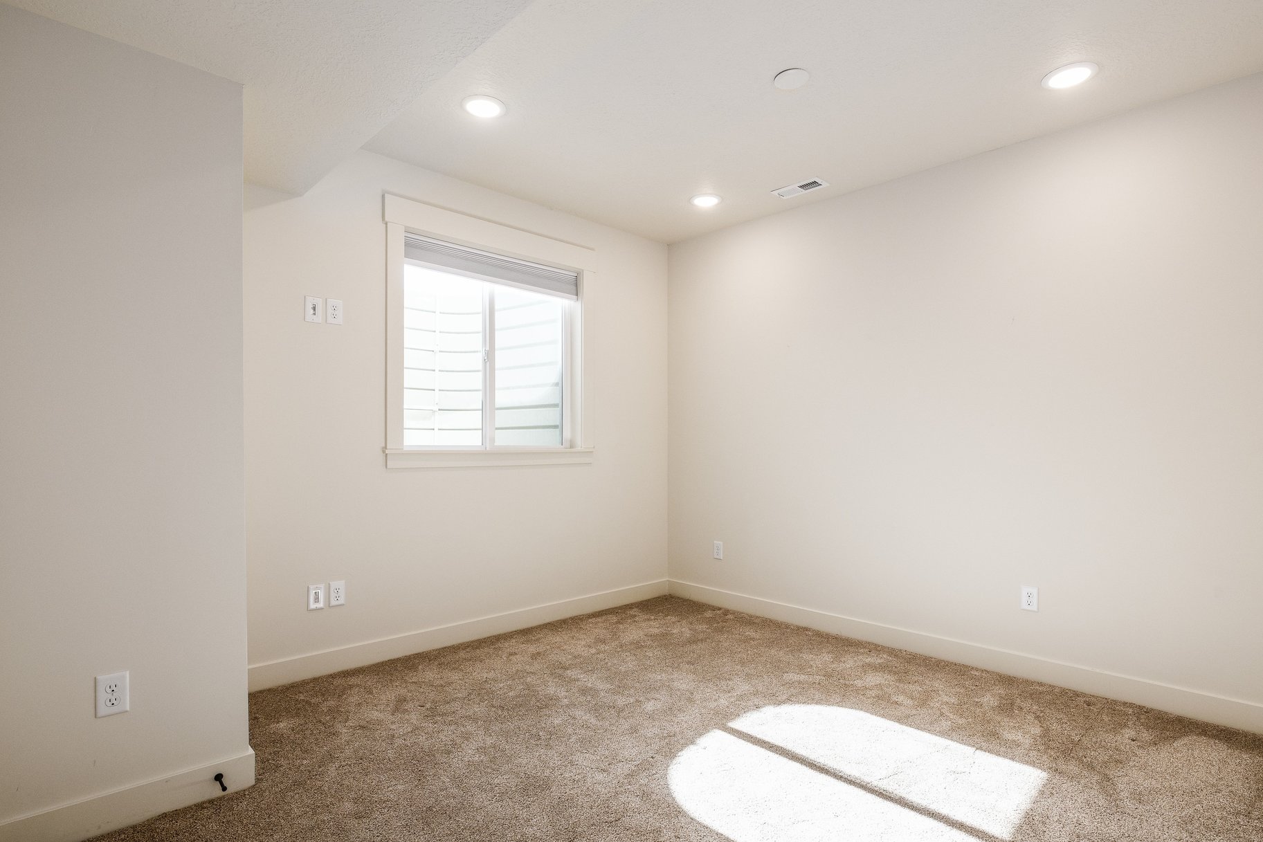  Contemporary Silver Creek Village Home with Unobstructed Open Space Views - 物件實景