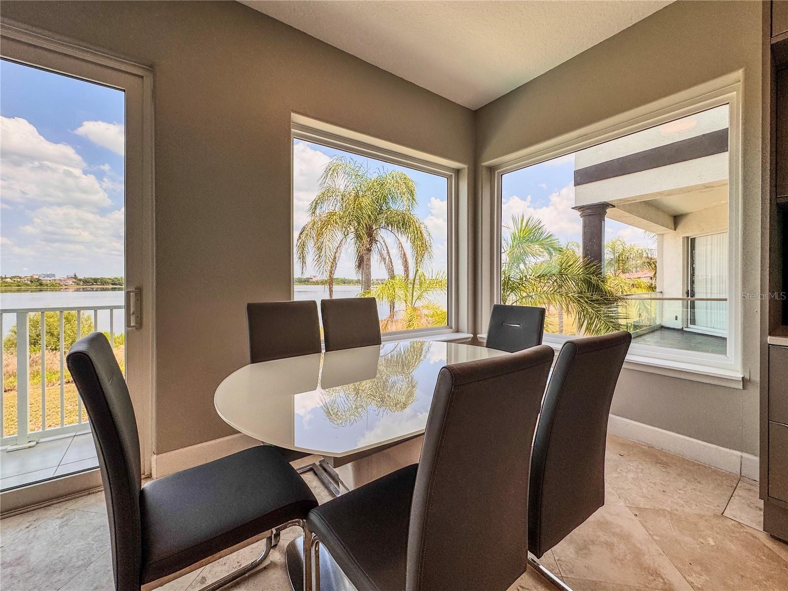 ORLANDO, Florida, 32836, United States, 5 Bedrooms Bedrooms, ,6 BathroomsBathrooms,Residential,For Sale,1983203