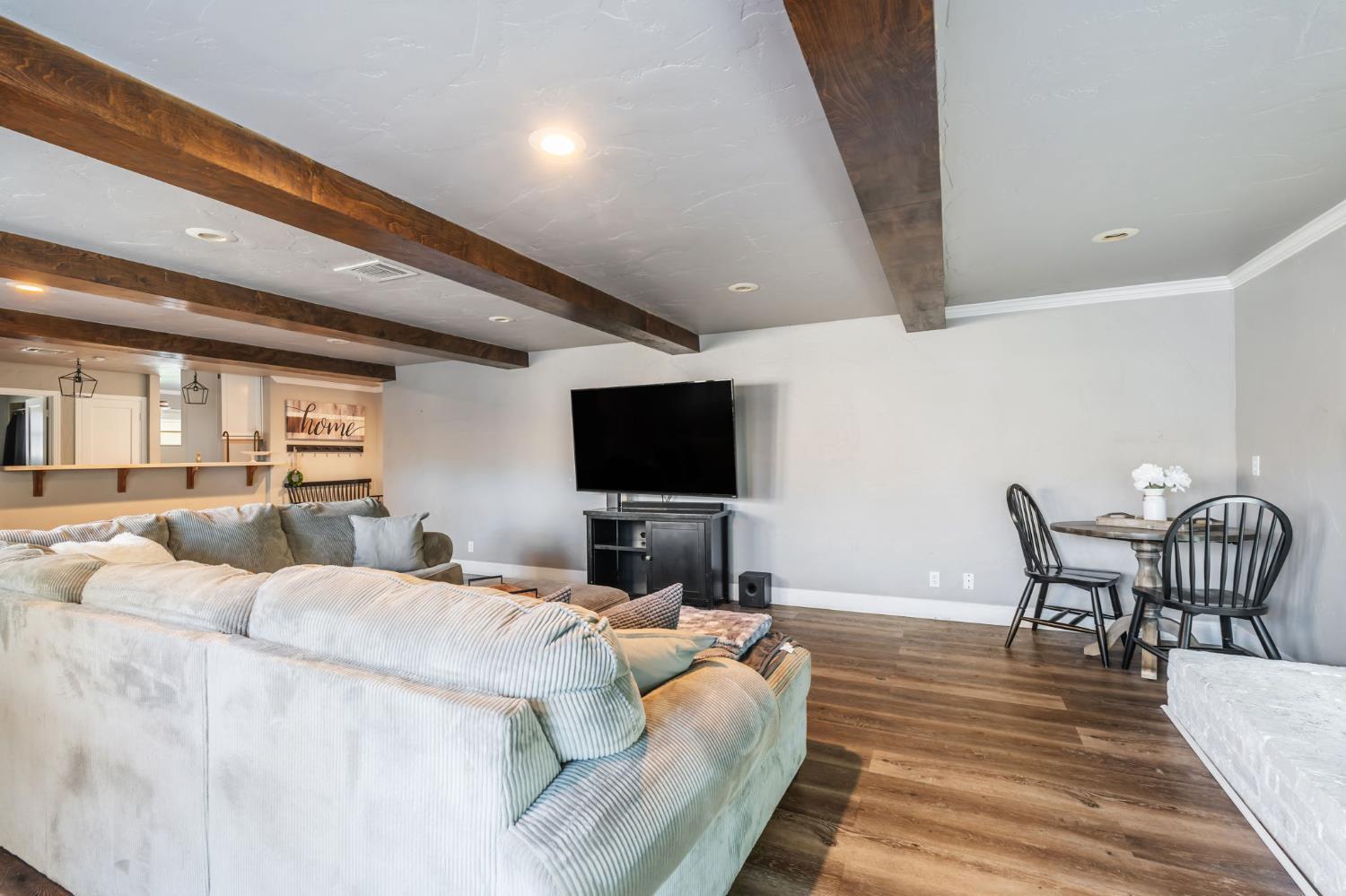 Stockton, California, 95207, United States, 3 Bedrooms Bedrooms, ,2 BathroomsBathrooms,Residential,For Sale,1915984