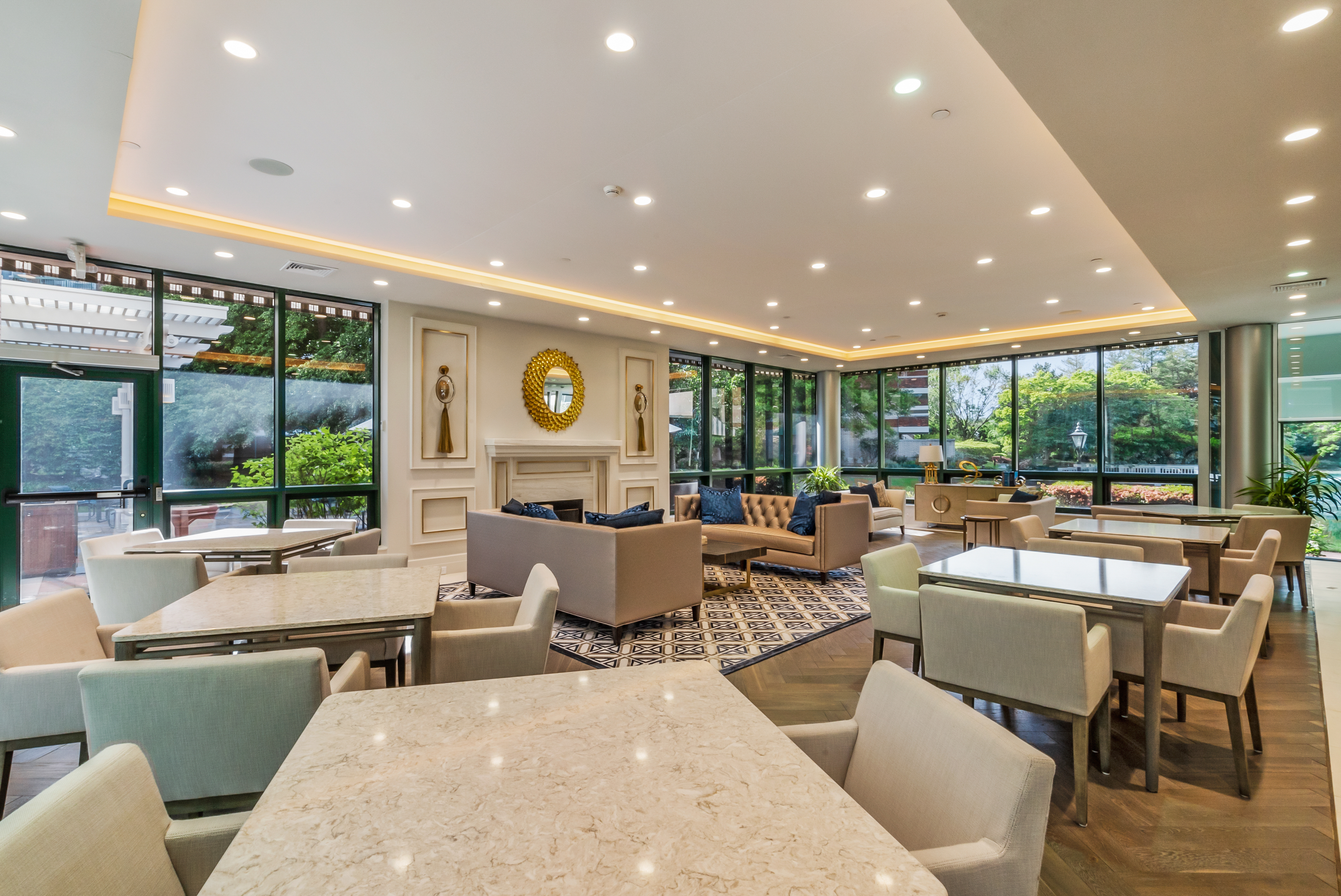  100 Hilton Avenue, Garden City, NY, 11530 - 物件實景