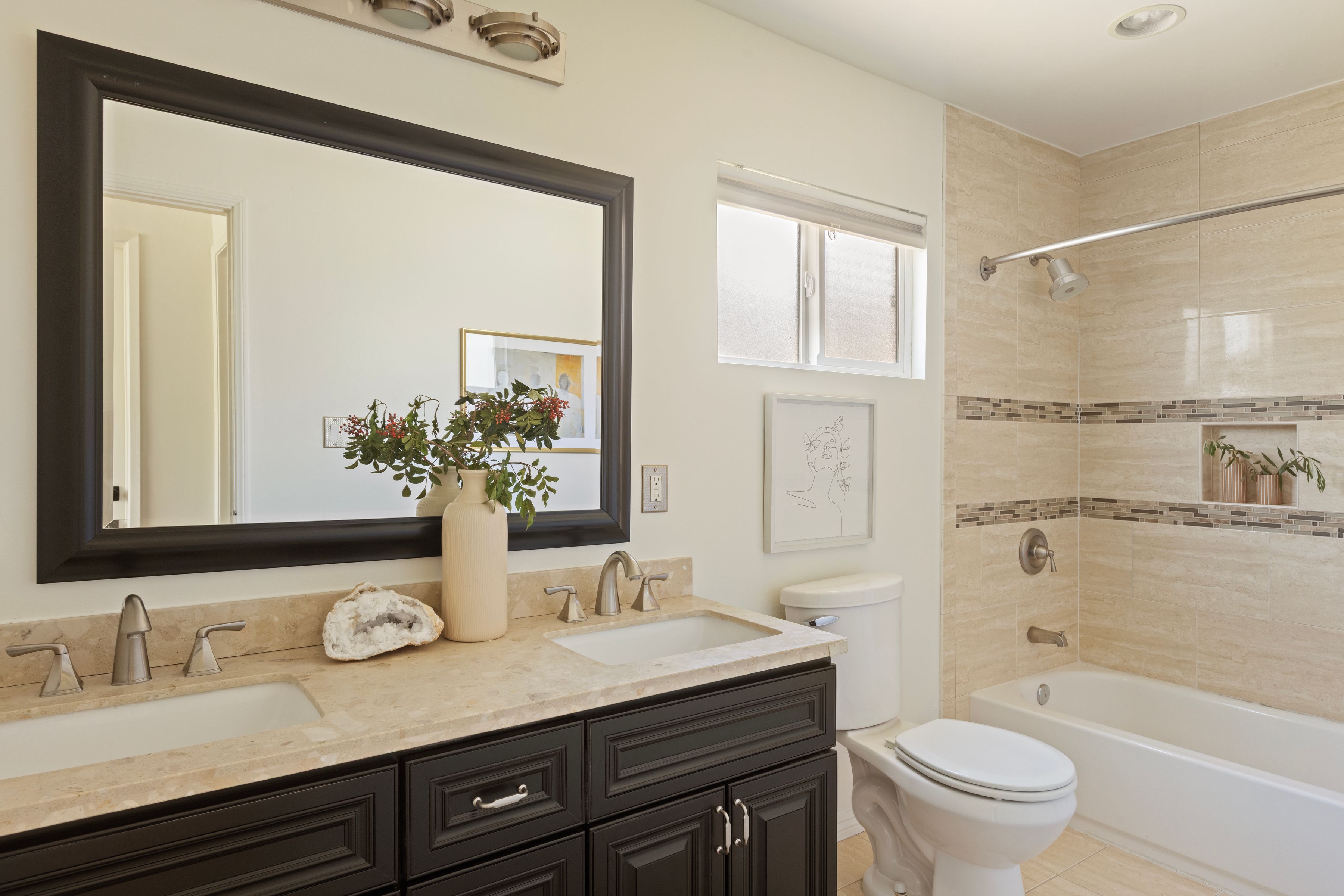  17212 Bullock Street - 物件實景