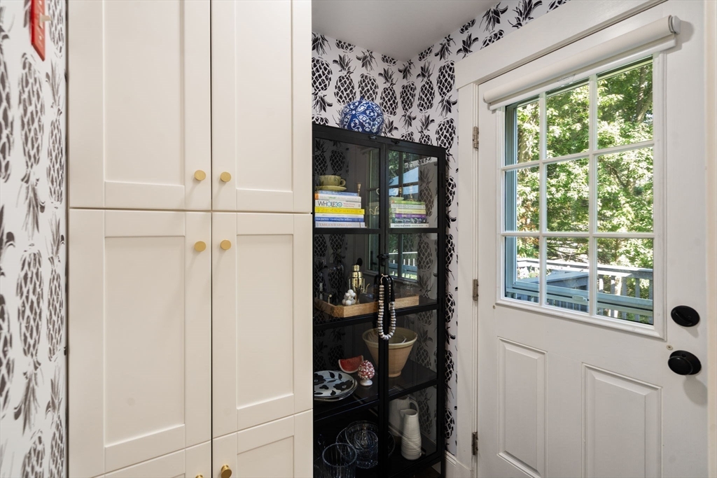 Northborough, Massachusetts, 01532, United States, 2 Bedrooms Bedrooms, ,2 BathroomsBathrooms,Residential,For Sale,1987987