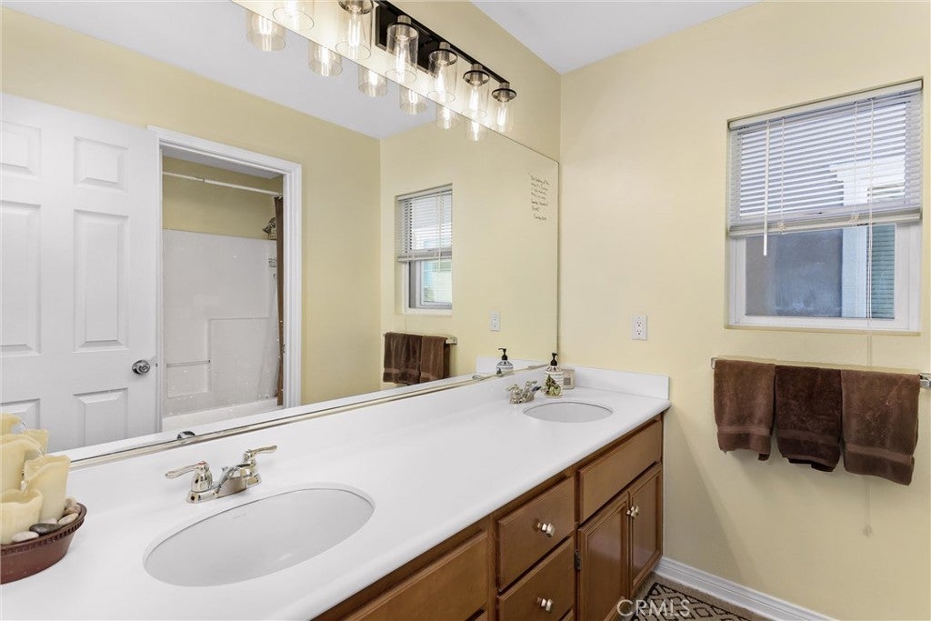 Beaumont, California, 92223, United States, 5 Bedrooms Bedrooms, ,3 BathroomsBathrooms,Residential,For Sale,1975993