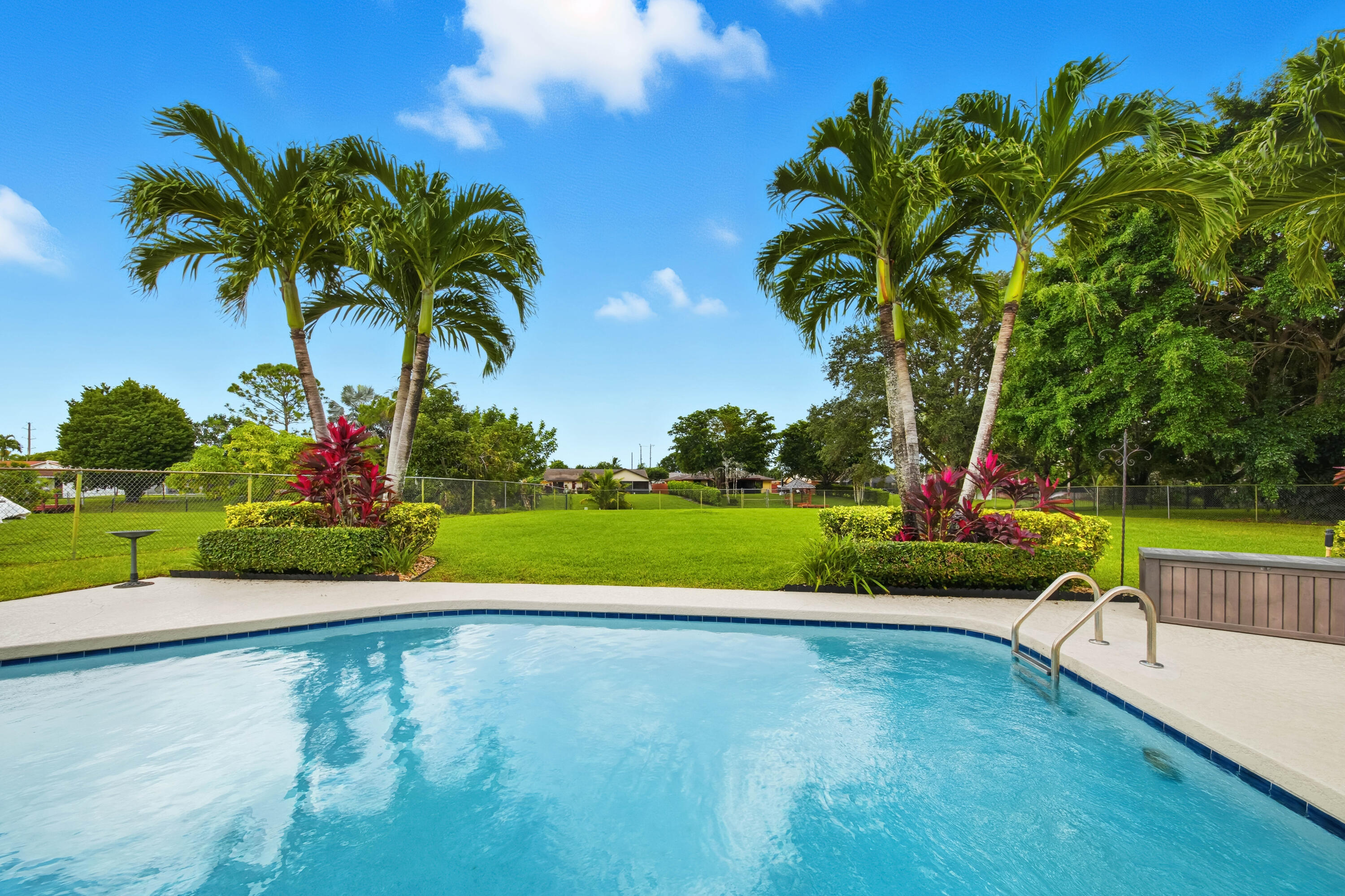 Royal Palm Beach, Florida, 33411, United States, 3 Bedrooms Bedrooms, ,3 BathroomsBathrooms,Residential,For Sale,1970121