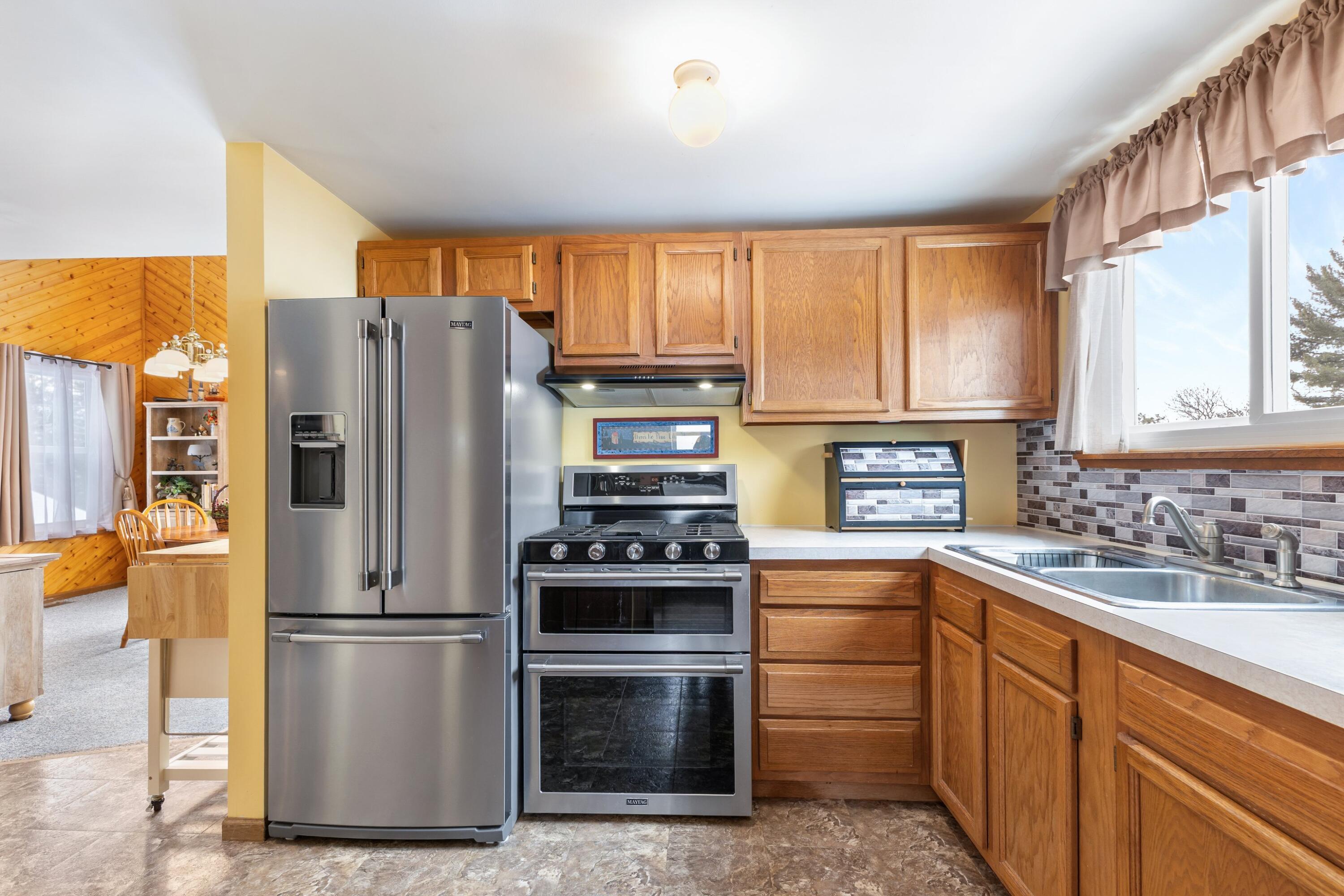 Springfield, Wisconsin, 53964, United States, 3 Bedrooms Bedrooms, ,2 BathroomsBathrooms,Residential,For Sale,2002978