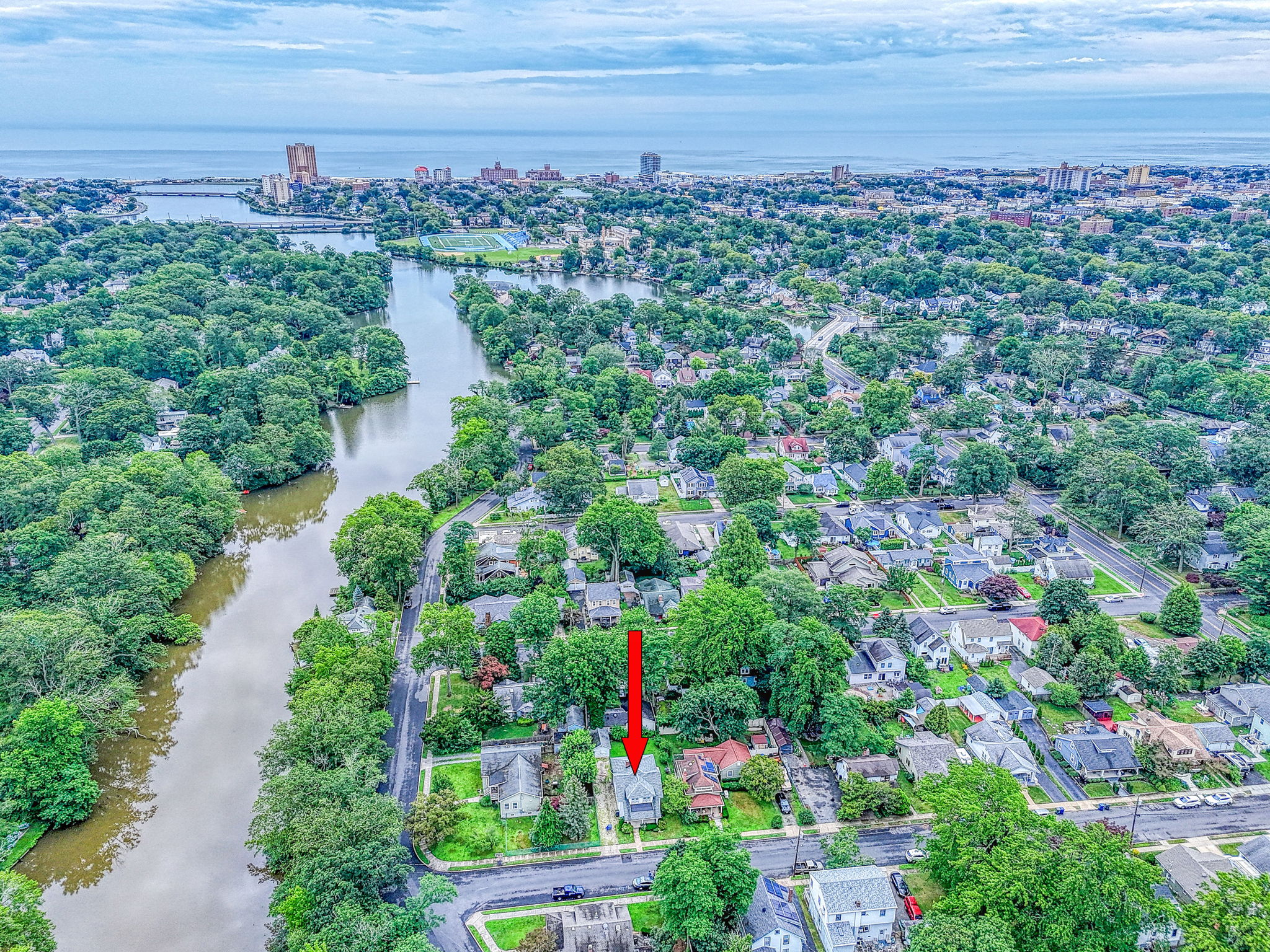 Monmouth, Ocean Township, New Jersey, 07712, United States, 4 Bedrooms Bedrooms, ,2 BathroomsBathrooms,Residential,For Sale,1894295