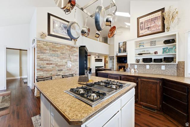 Pleasant View, Utah, 84414, United States, 7 Bedrooms Bedrooms, ,5 BathroomsBathrooms,Residential,For Sale,2005424