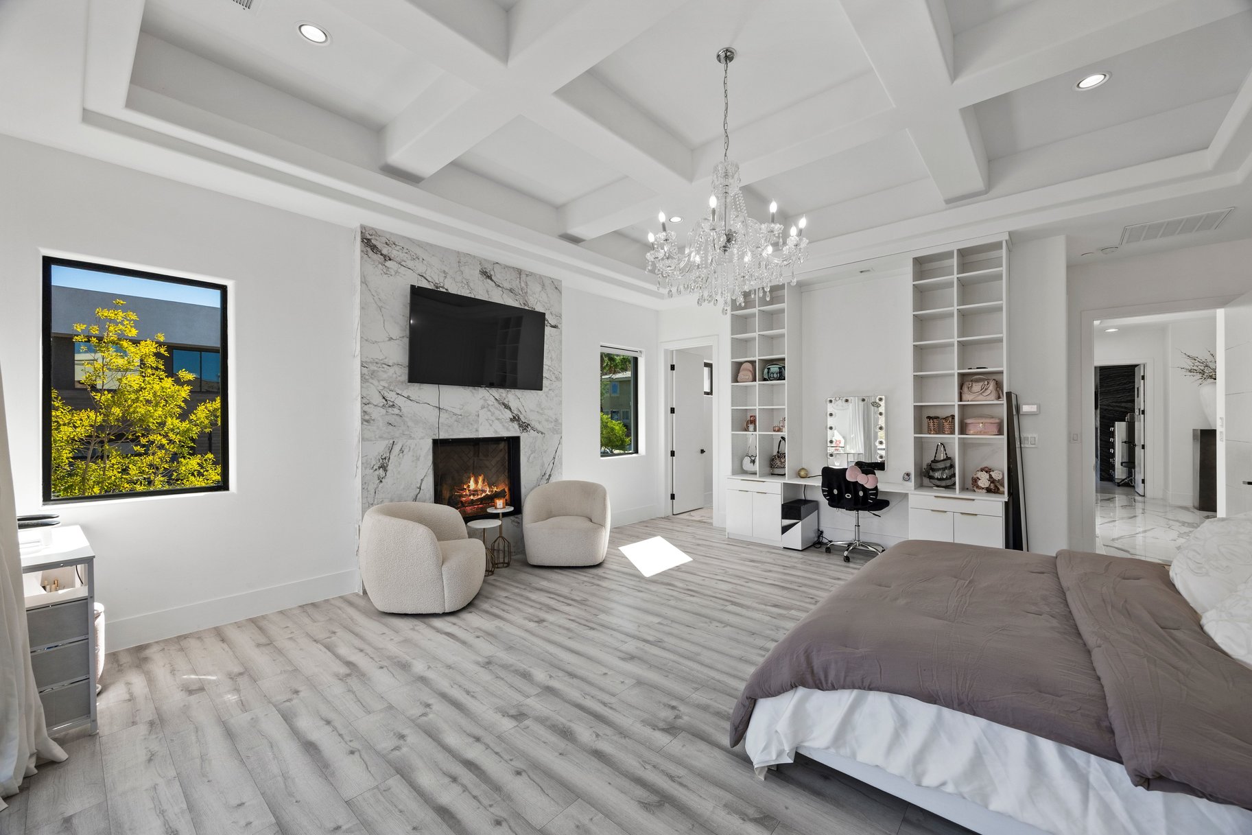  Elevated Custom Living in MacDonald Highlands with Views - 物件實景