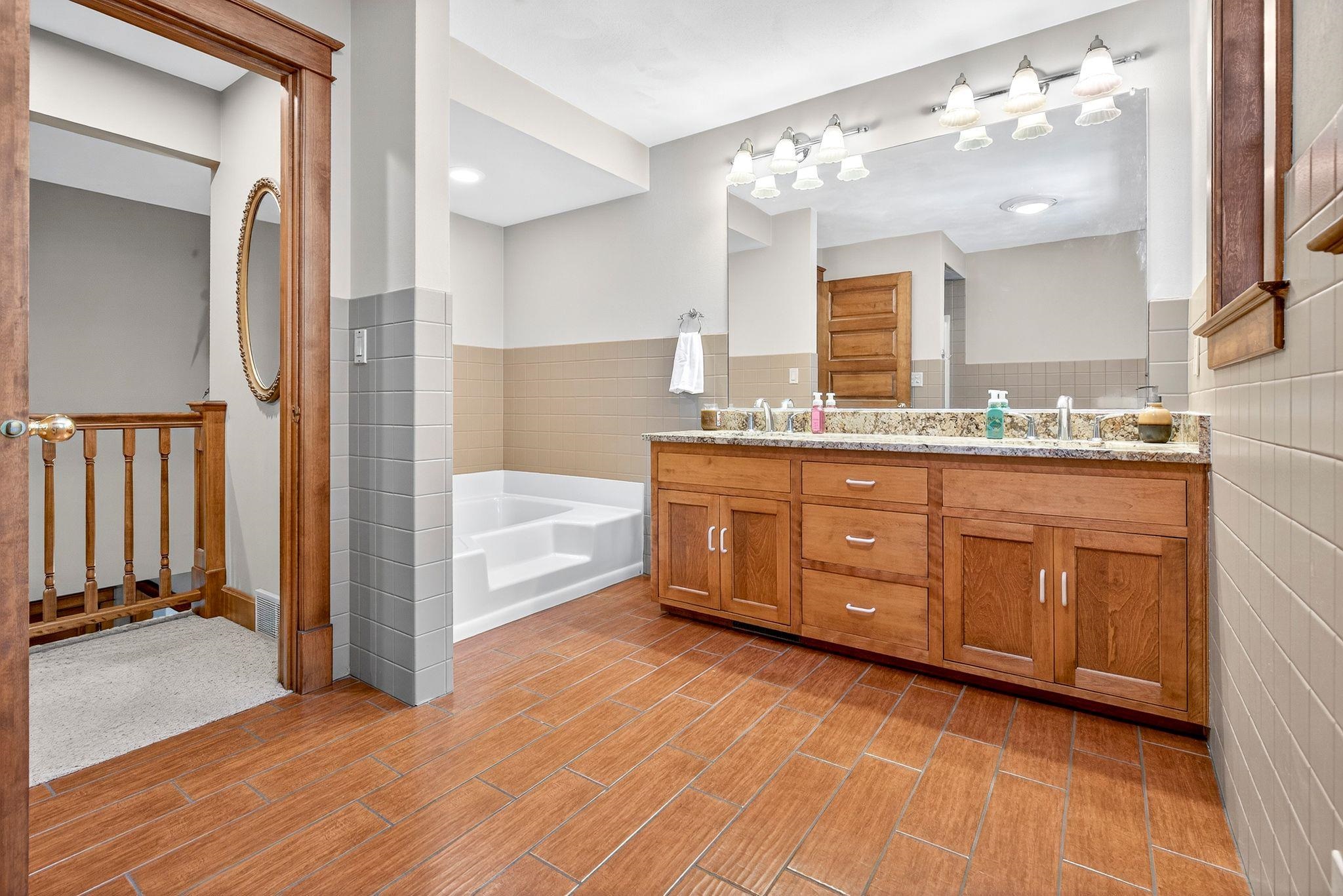 Kaukauna, Wisconsin, 54130-2900, United States, 3 Bedrooms Bedrooms, ,3 BathroomsBathrooms,Residential,For Sale,1916177